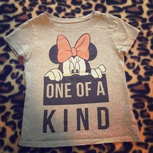 3T Minnie Mouse shirt 🎀